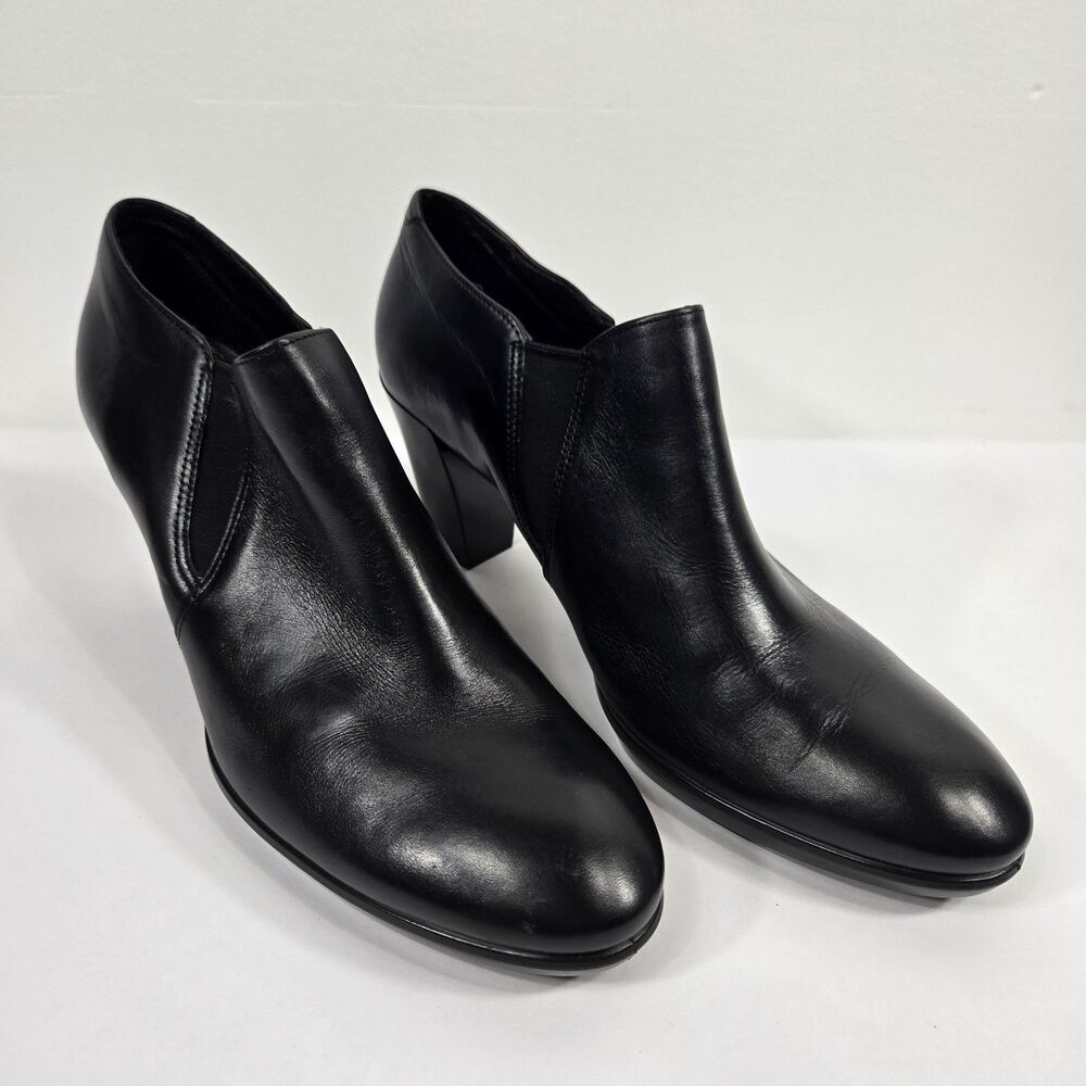 Ecco Women's Size 11 Black Heeled Booties Shoes Slip On